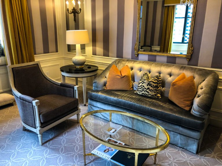 St-Regis-New-York-5th-Avenue-Suite-Separate-Living-Room-Furniture-768x576