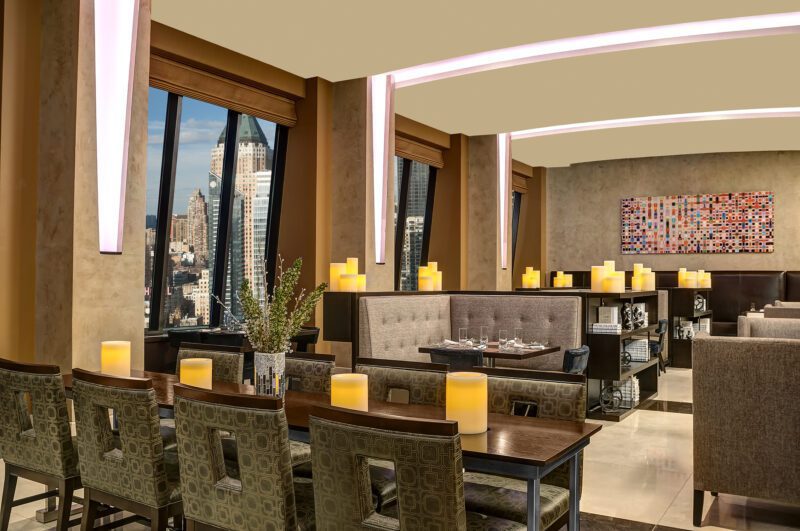 Hilton-Times-Square-Restaurant-Above-800x531