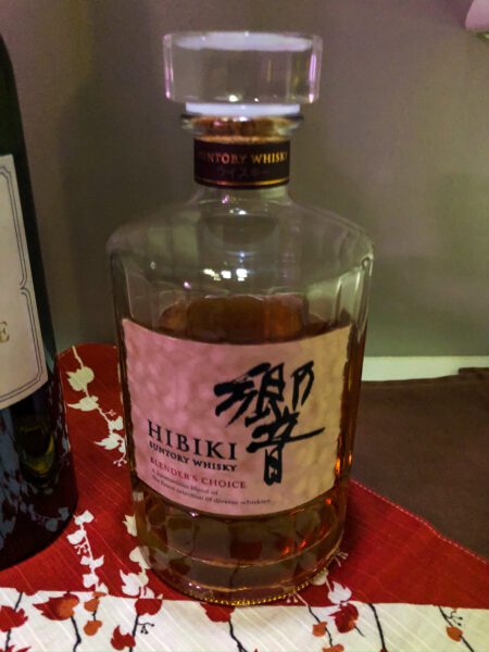 Japan-Airlines-first-class-Hibiki-whisky-450x600