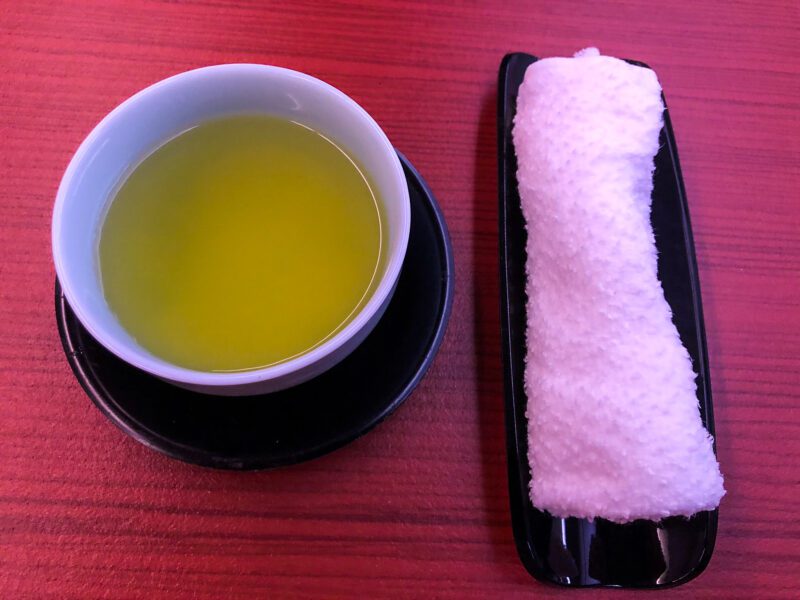 Japan-Airlines-first-class-green-tea-800x600