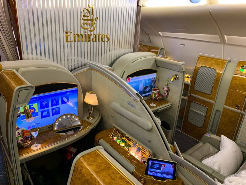 Emirates-A380-first-class-1E-and-1F-seats-800x600