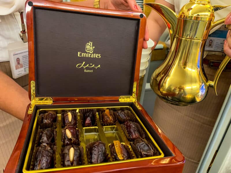 Emirates-A380-first-class-Bateel-date-box-800x600