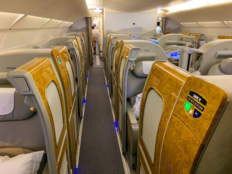 Emirates-A380-first-class-cabin-continued-800x600