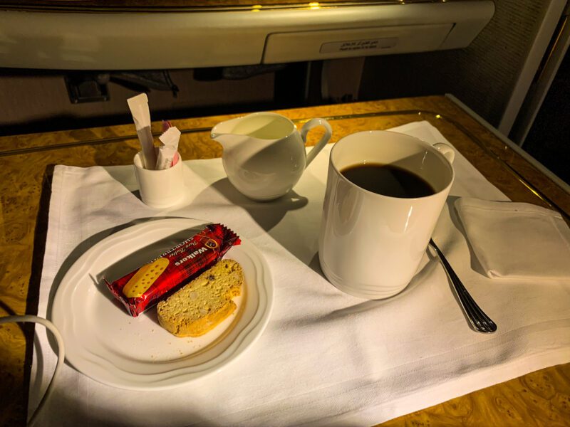 Emirates-A380-first-class-coffee-service-800x600