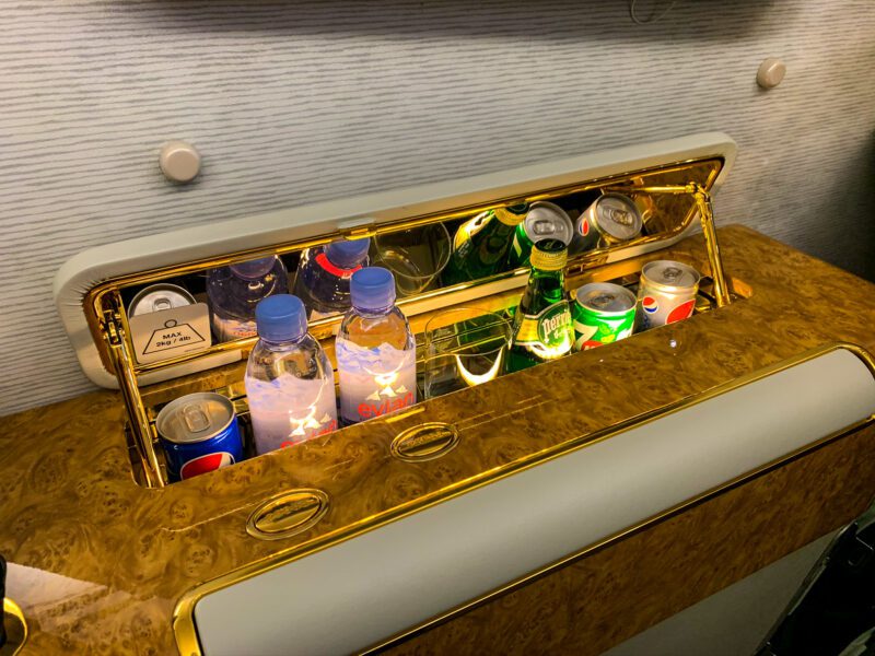 Emirates-A380-first-class-minibar-800x600