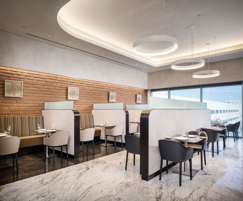 American-Airlines-Flagship-Lounge-First-Dining-in-Los-Angeles-e1607708521759