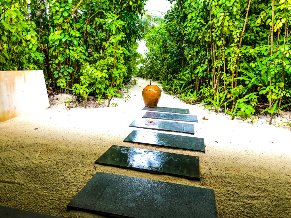 Conrad-Maldives-Beach-Villa-private-beach-walkway