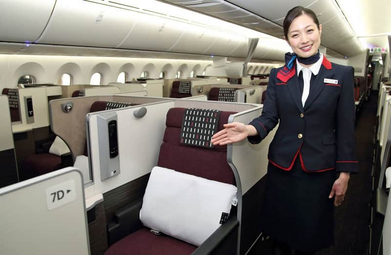 Japan-Airlines-business-class