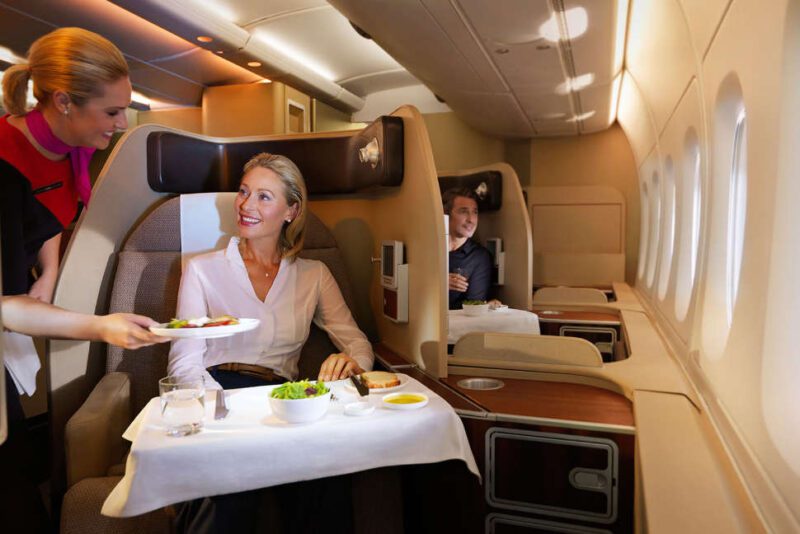 Qantas-first-class-seat-800x534