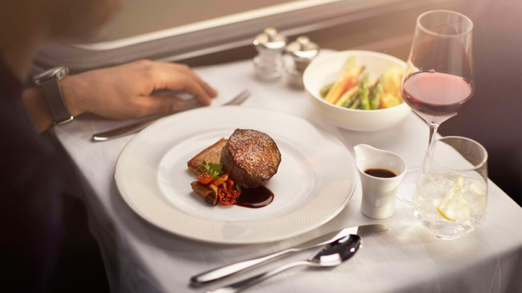 British-Airways-first-class-dining (1)