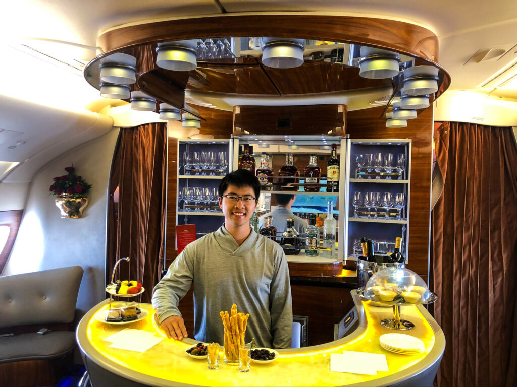 Emirates-first-class-bar