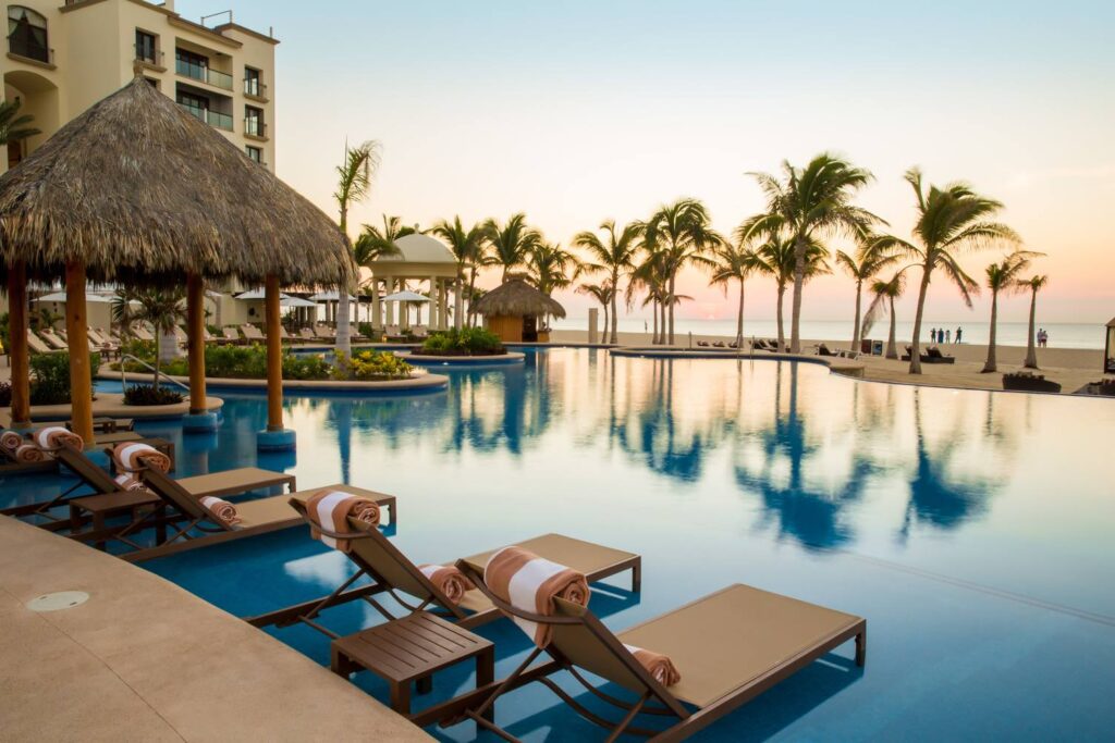 Hyatt-Ziva-Los-Cabos