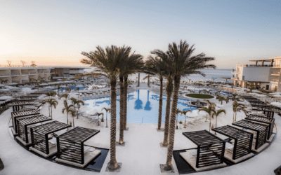 7 Best Luxury Hotels with Complimentary Cabanas [2025]